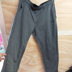 Nike dry fit sweat pants size 3xl